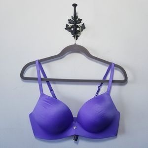 NWOT Victoria's Secret So Obsessed Padded No Wire Bra Size 38C